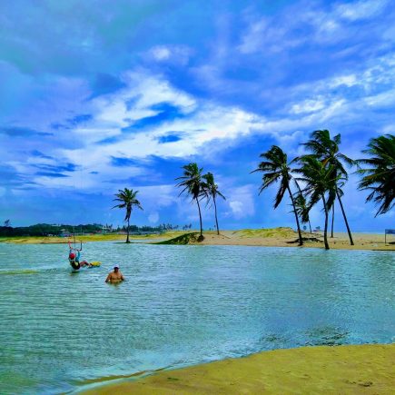 as belezas naturais de combuco: um paraíso para os turistas